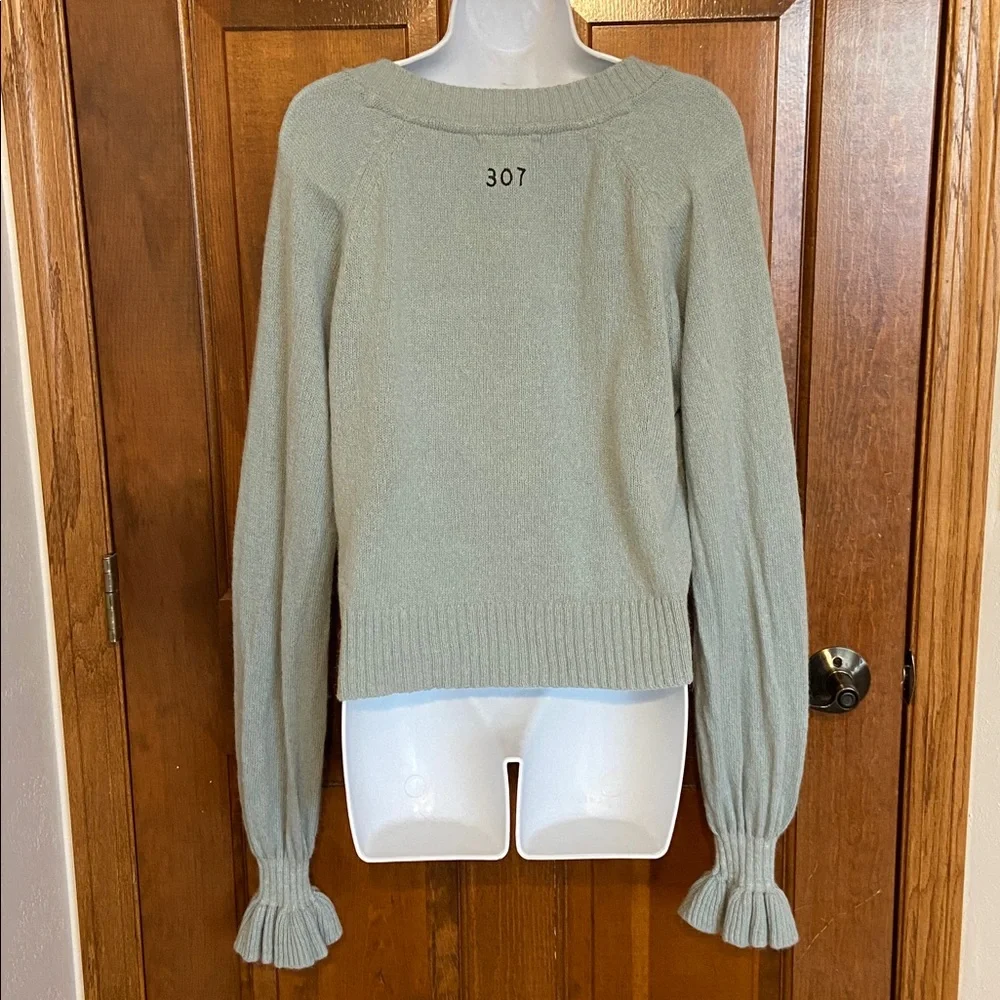 Odd Molly V Neck Baby Alpaca Soft Green with ruffle cuffs Designer Large (3) - Picture 5 of 12